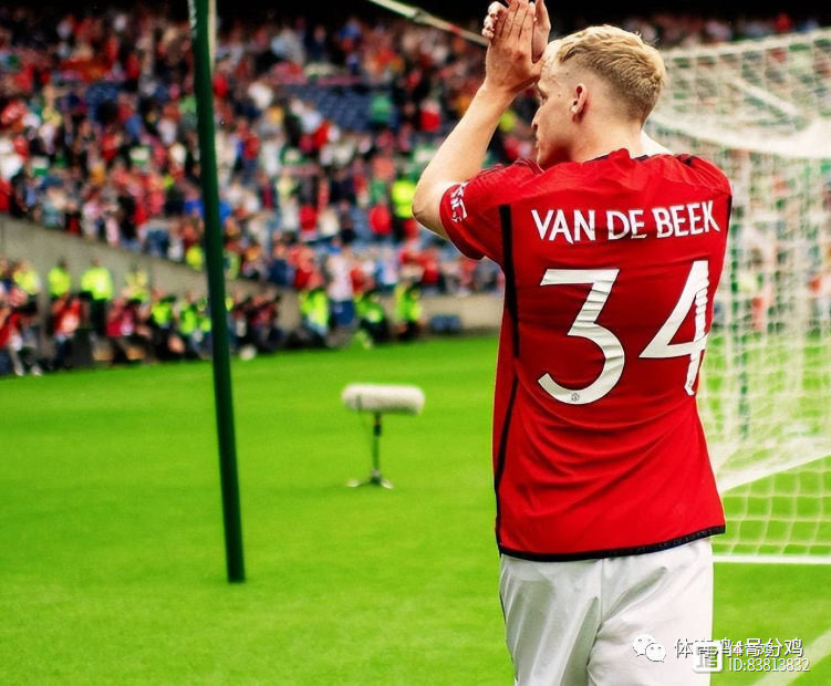 开云官网包含转折点曼联强势反弹；西甲集结日攻防权衡；赛场秩序良好；更衣室氛围转暖的词条